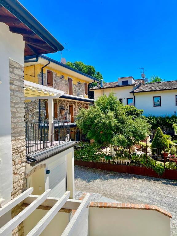 Junior Suite con Vista Giardino, affaccio sulla corte